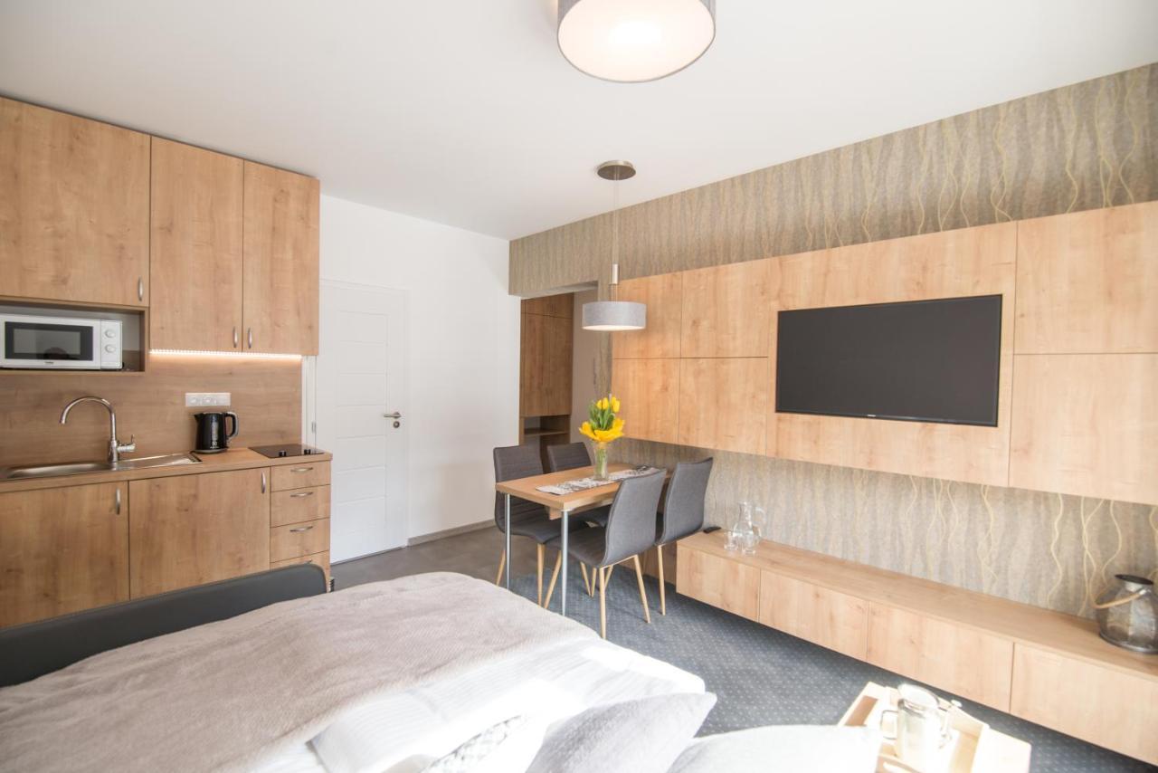 Ff Apartments Jasna Lucky เดมานอฟสกา โดลินา ภายนอก รูปภาพ