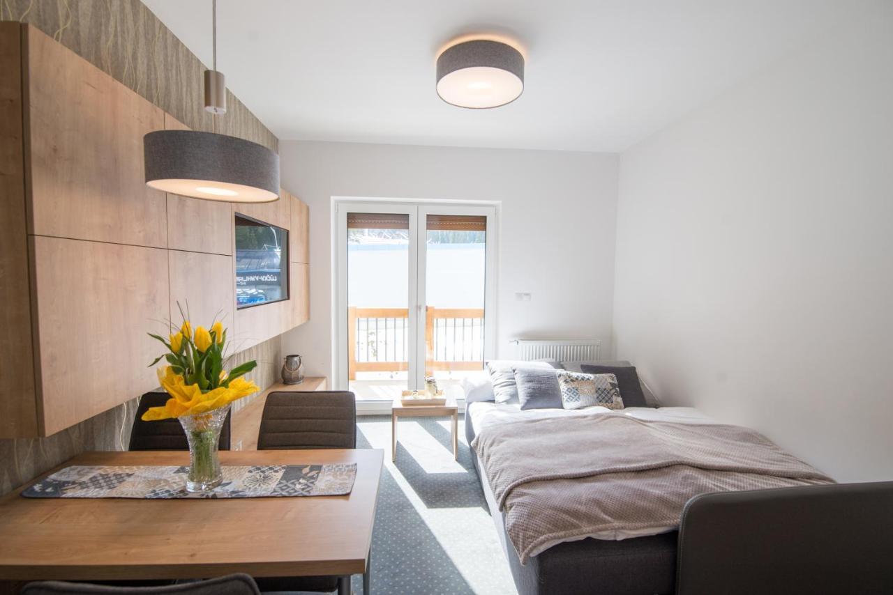 Ff Apartments Jasna Lucky เดมานอฟสกา โดลินา ภายนอก รูปภาพ